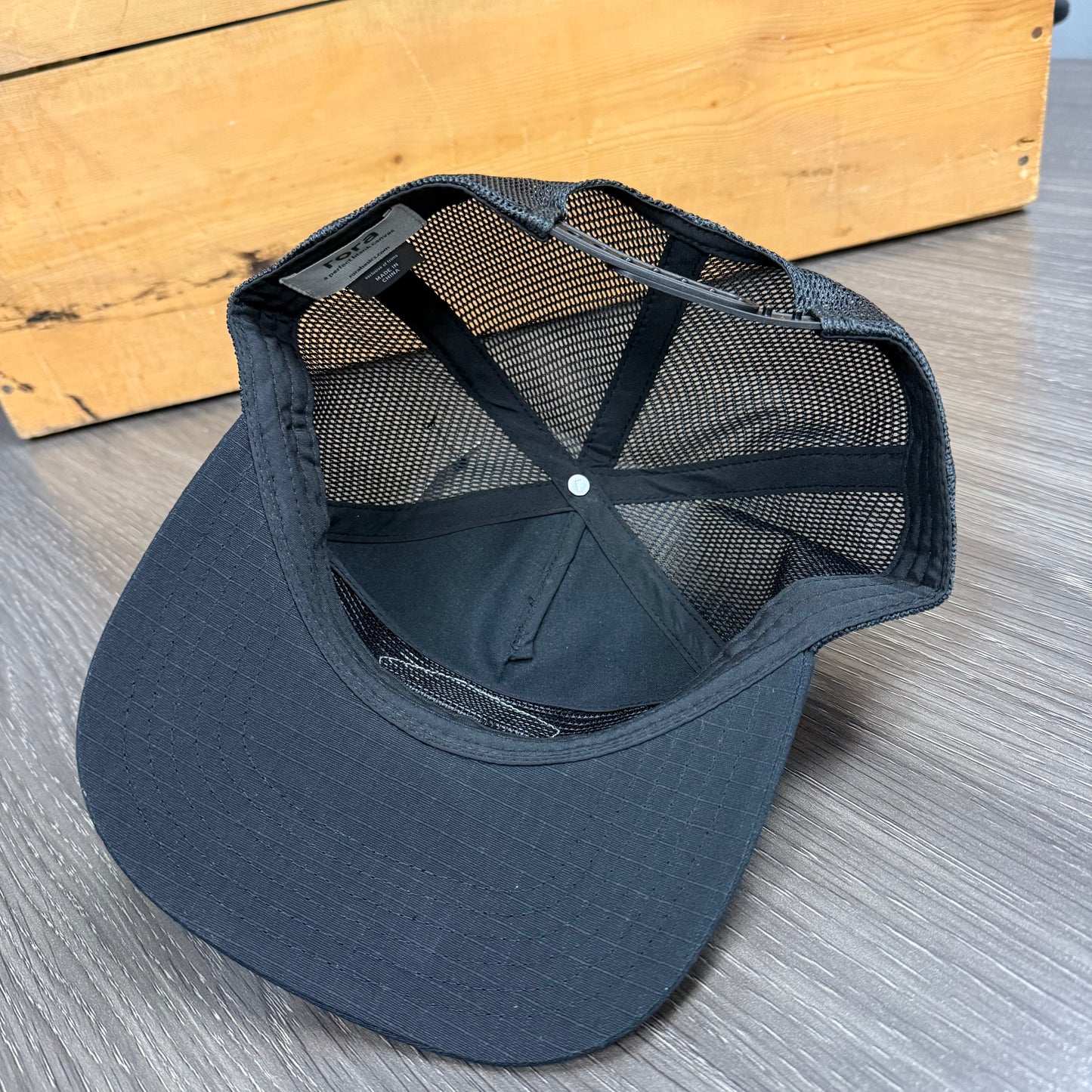 Snowtruck Black Trucker